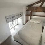 Couette-café Le Mole La Flotte